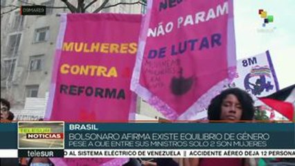 Brasil: 50 mil mujeres marchan contra feminicidio y Bolsonaro