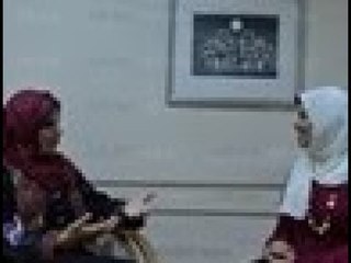 صدى البلد |  "هبة خميس" طلبت من الفتيات والمرهقات رسم أنفسهن وجدتهم كفوف أيدي مقطوعة