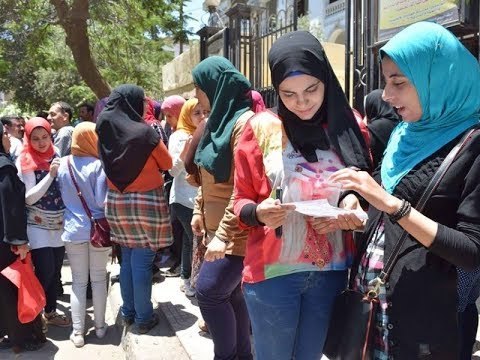 صدى البلد | طلاب الثانوية العامة يشتكون صعوبة الالمانى.. وسهولة فى الفرنساوى