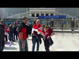 صدى البلد | توافد الجماهير المصريه علي ملعب مباراة الفراعنه واوروجواي