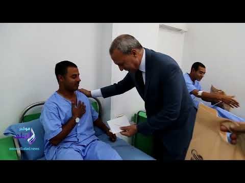 صدى البلد | محافظ قنا يزور المستشفيات ودور الأيتام للتهنئة بعيد الفطر