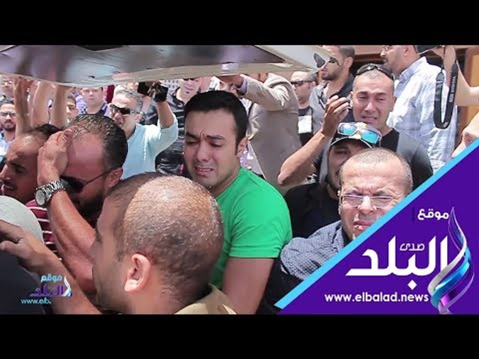 صدى البلد | نجوم الفن يشيعون جثمان ماهر عصام‎