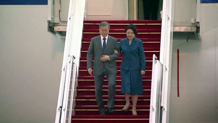 문 대통령, 브루나이 도착...내일 볼키아 국왕과 정상회담 / YTN