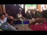 صدى البلد | رئيس مدينة بيلا يلتقي أهالي قرية داخل المسجد لحل مشاكلهم