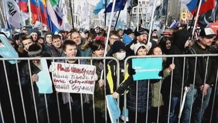 Miles de rusos protestan contra la ley sobre desconexión de internet