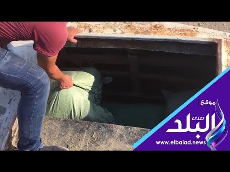 صدي البلد | احباط محاولة تهريب 4 طن ملابس غير خ...