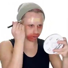 Quick Farrah Moan makeup tutorial