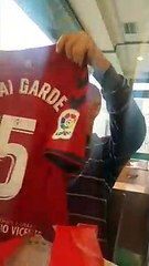 La sorpresa de Mai Garde, jugadora del Osasuna, a su padre: no pudo evitar las lágrimas