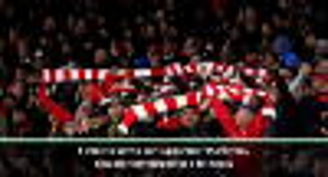 Emery condemns pitch invader who shoved Smalling