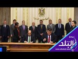 صدي البلد | رئيس الوزراء يشهد توقيع اتفاقية توريد 1300 عربة سكة حديد