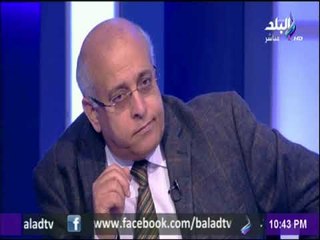 شاهد.. بكاء مدير أمن الاسكندرية الاسبق على الهواء