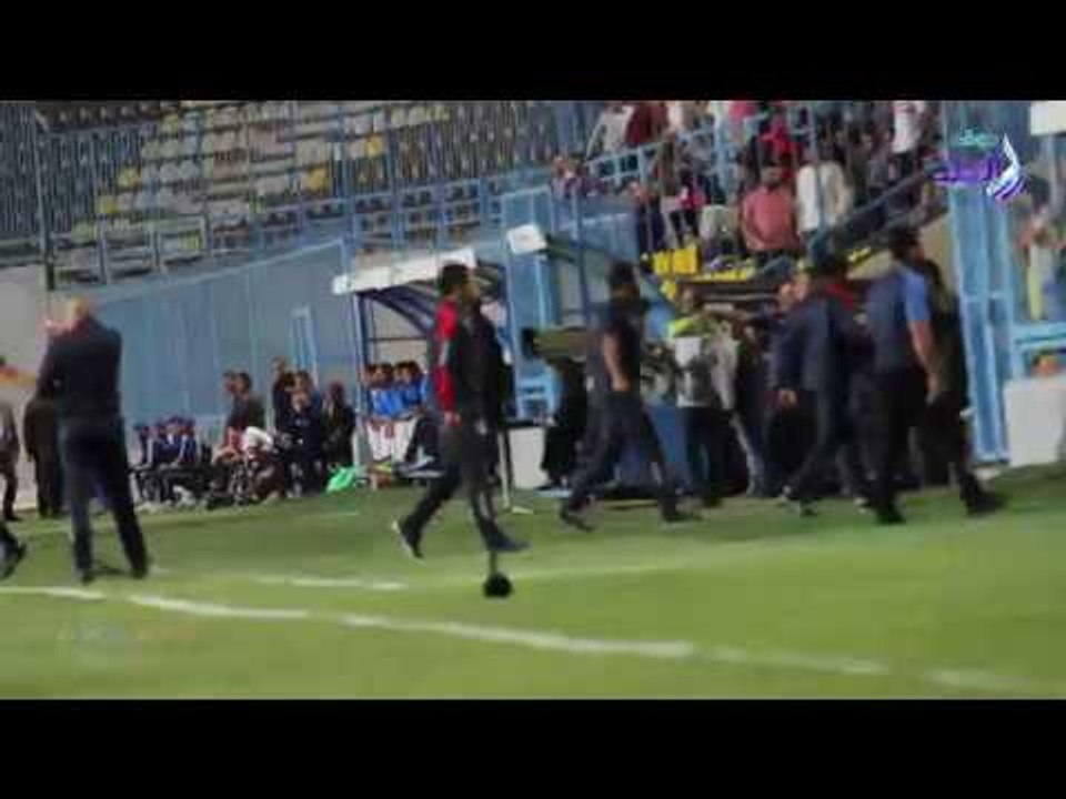 صدي البلد | شاهد رد فعل مدرب وادي دجلة عقب إحراز الأهداف في مرمى الزمالك