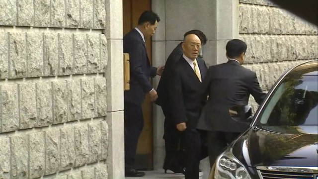 전두환, 23년 만에 법정 출석 위해 광주行...이 시각 자택 앞 / YTN