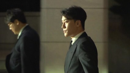 승리 '성매매 의혹' 피의자 입건...25일 군 입대, 수사는? / YTN