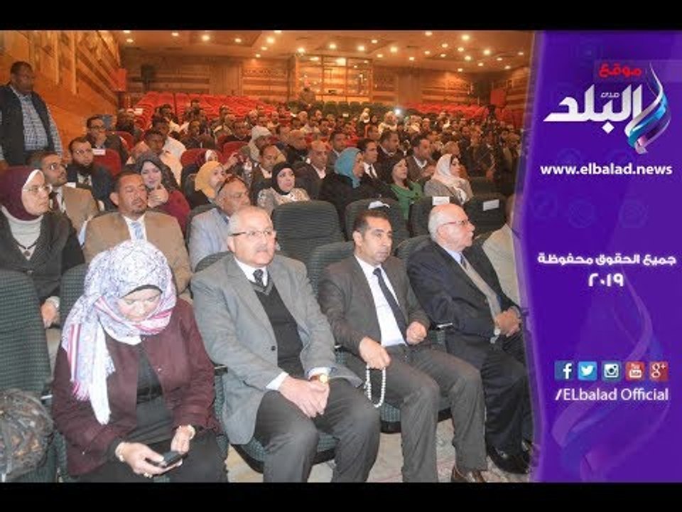 صدي البلد | وزير القوى العاملة ومحافظ المنيا يف...
