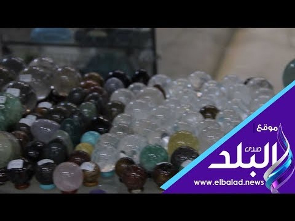 صدى البلد | تحذيرات من طلاسم سحرية في الخواتم..وخبير يرد: الأحجار مش علم طاقة فقط