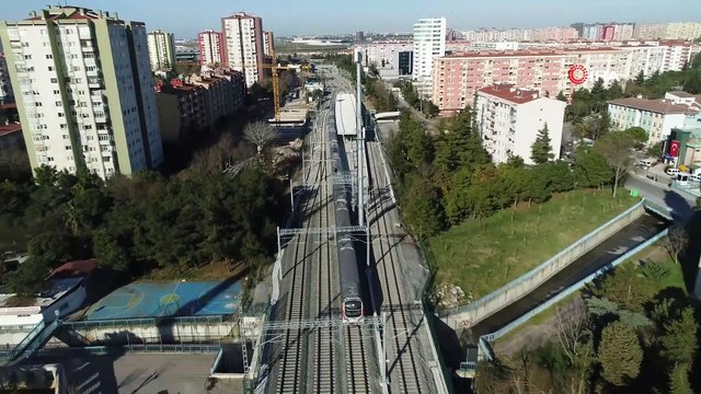 Yarın açılacak olan Halkalı-Gebze banliyö hattındaki test sürüşleri havadan görüntülendi