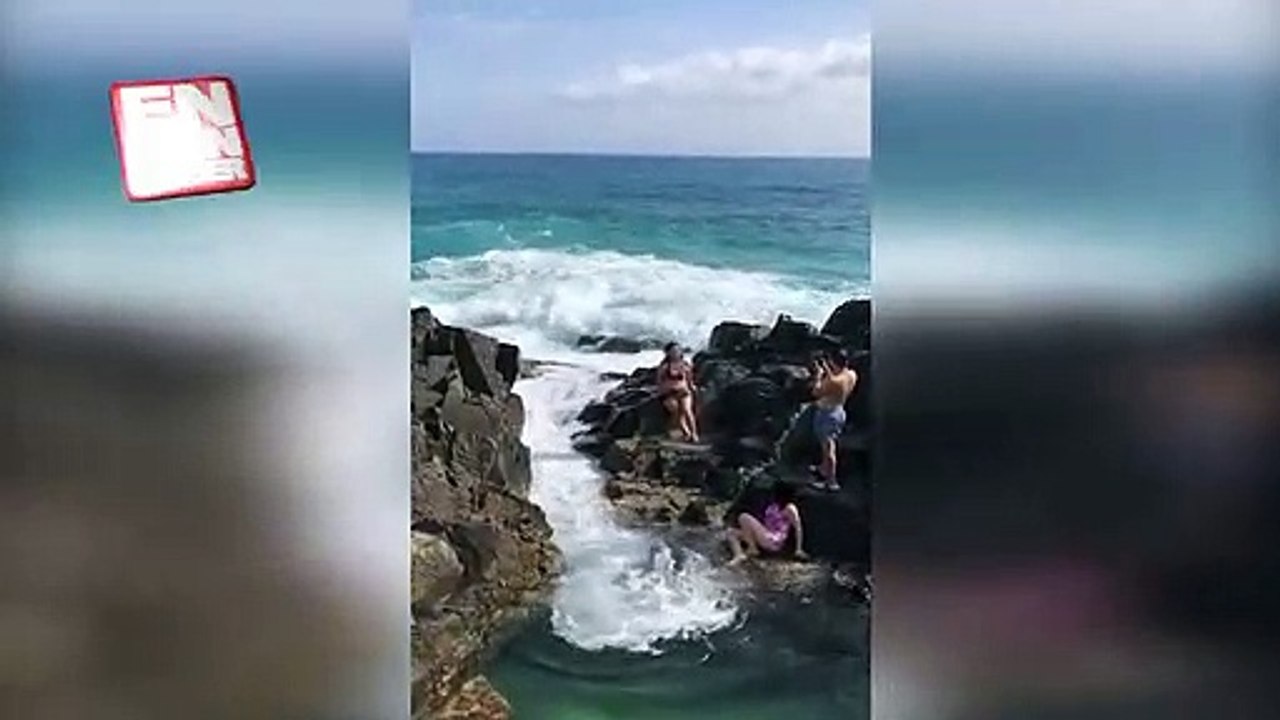 Dev dalganın kurbanı olan turistler