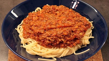 Mayor of Bologna claims 'spaghetti bolognese' is 'fake news'
