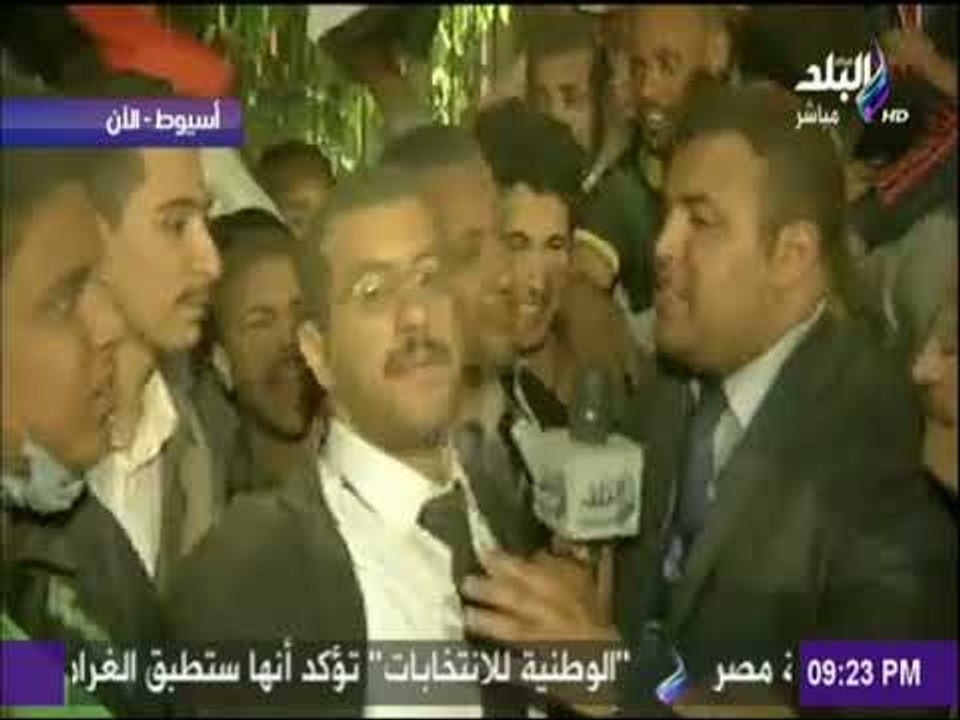 شاهد اثار العاصفة على الناخبين ومراسل #صدى_البلد بأسيوط | على مسئوليتي