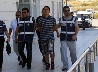 Üvey Annesini Öldürüp Başını Kapıya Asan Katil Zanlısı, Ağırlaştırılmış Müebbet Hapse Çarptırıldı