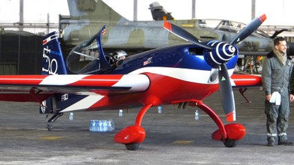 L'équipe de voltige de l'armée de l'air en démonstration à Ambérieu