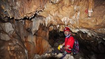 Sivas’ta ilginç keşif... Futbol sahası büyüklüğünde mağara keşfedildi