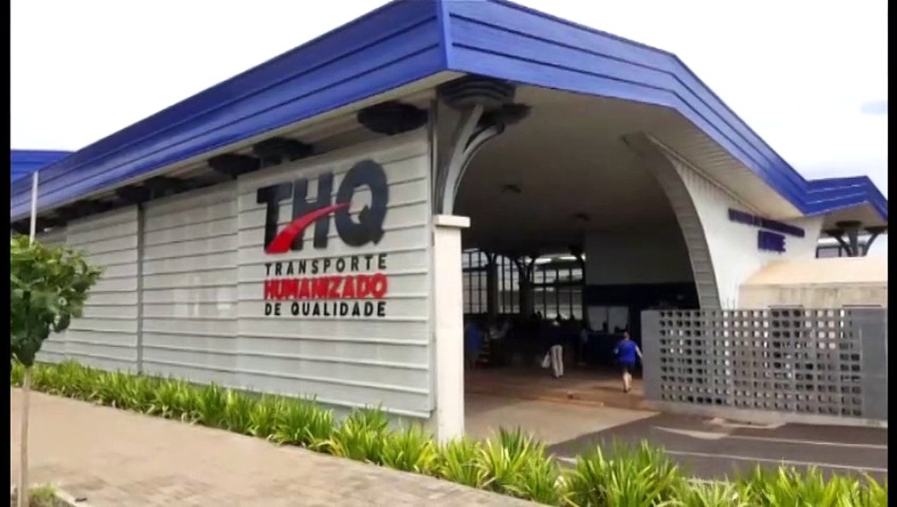 Homem tem cadeira de rodas danificada em ônibus e cobra manutenção