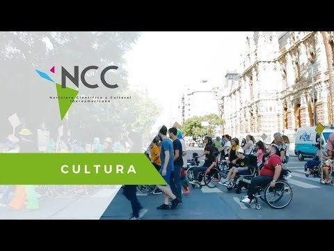 Personas con y sin discapacidad realizan rally en silla de ruedas