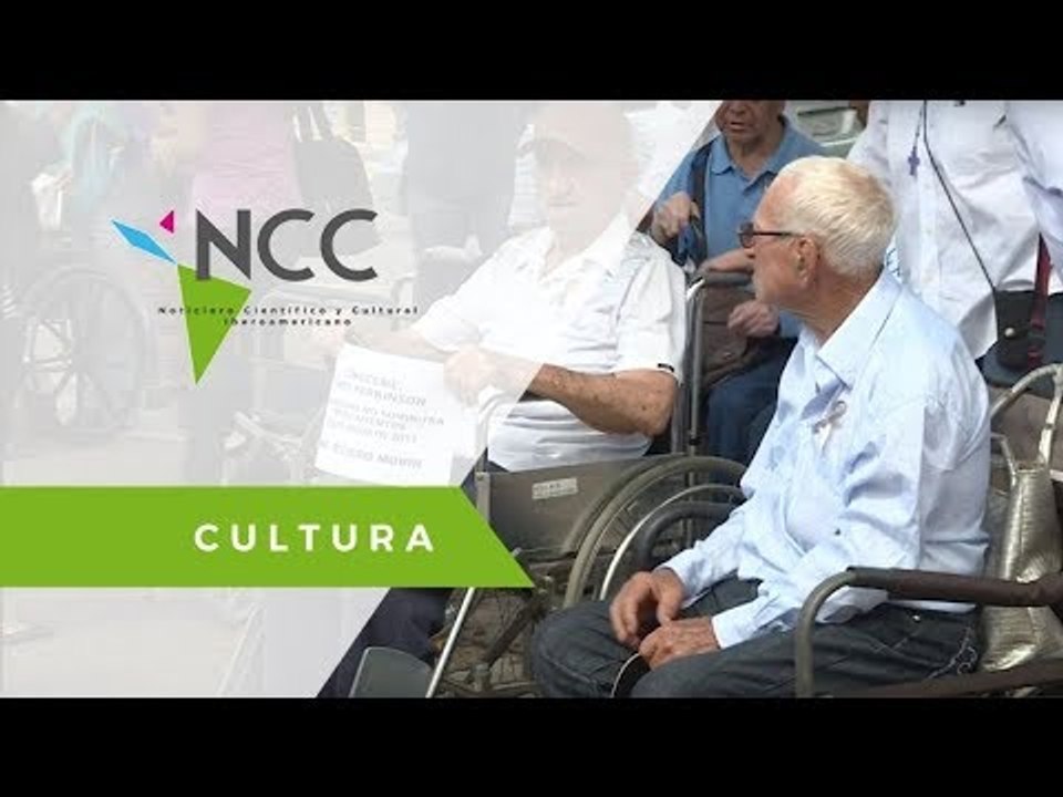 Enfermos de Parkinson se manifiestan por falta de medicamentos