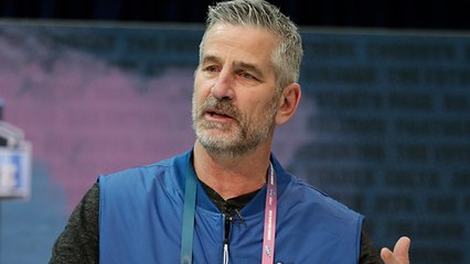 Randy Moss: Colts are 'conservative' about signing free agents