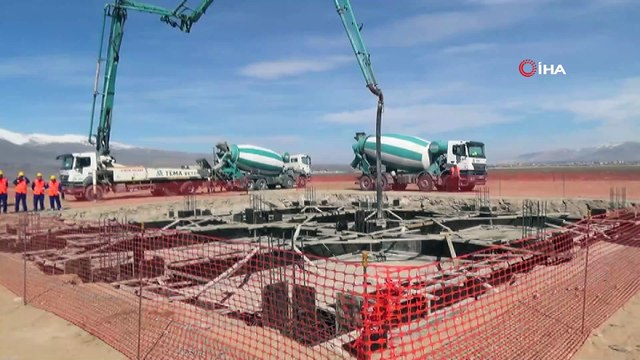 Bakan Dönmez: “Türk ekonomisi ihracatta kırdığı rekorlar ve saldırılara karşı gösterdiği dirençle bir tarih yazıyor”