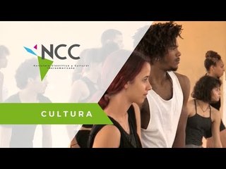 Dos islas bailan danza contemporánea irreverente