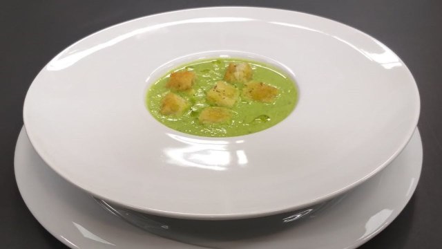 Rreze Dielli 4 Mars 2019 - Të Gatuajmë me Znj. Vjollca P2 Supë bizelesh me gjoks pule