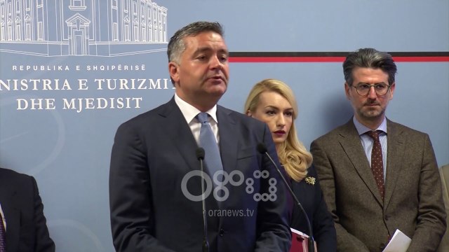 Ora News - Kruja mbyll hesapet me guroret, pezullohet aktiviteti i 12 subjekteve të fundit