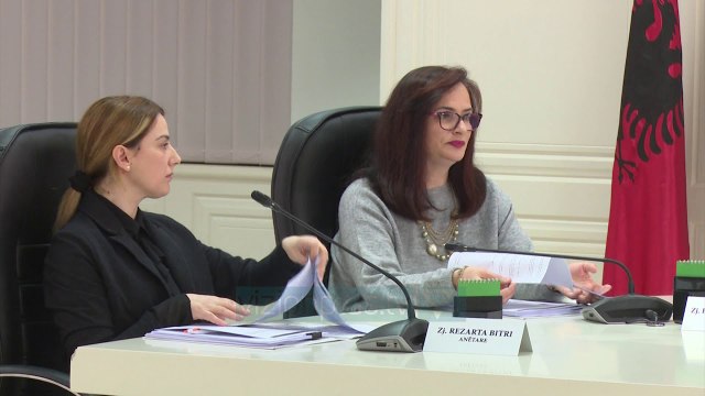 KQZ zëvendëson ish-deputetët e LSI, ja përfaqësuesit e rinj - News, Lajme - Vizion Plus