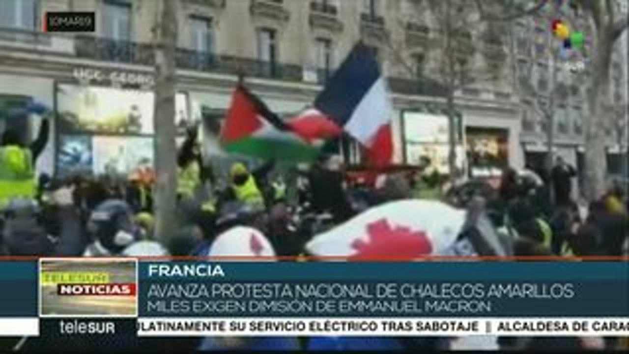 Policía francesa reprime a Chalecos Amarillos y deja 100 heridos