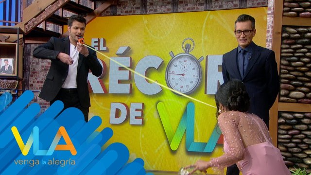 ¡Jugamos al Récord De VLA! ¿Qué pareja se llevará la victoria? | Venga la Alegría
