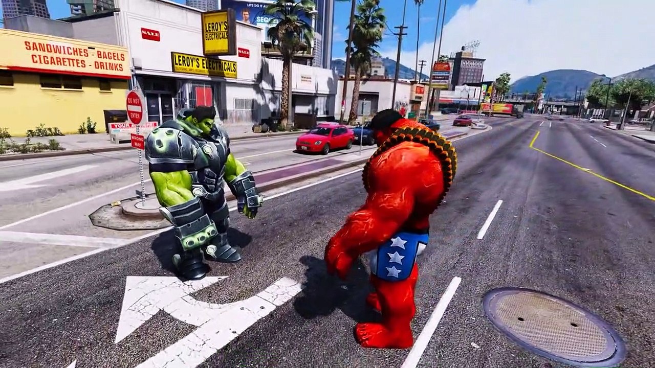 RED HULK VS AMADEUS CHO HULK