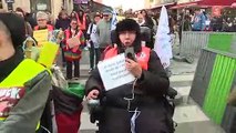 Paris : des personnes handicapées manifestent pour leurs droits