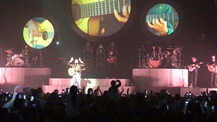 Kendji en concert au Zénith