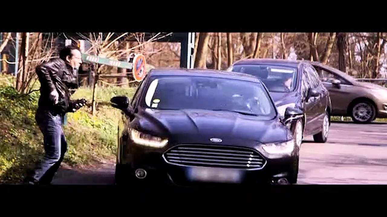 EXCLU - Découvrez avant tout le long teaser complètement fou de "La Grande Rassrah 4" de Cyril Hanouna bientôt sur C8 - Vidéo Dailymotion