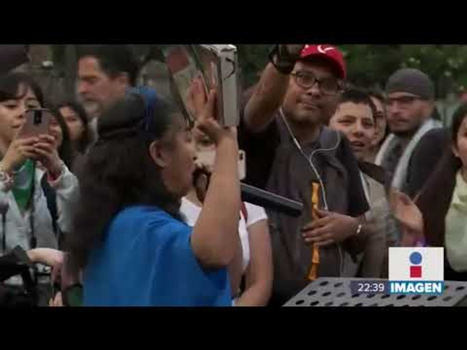 Feministas protestan ante religiosos | Noticias con Ciro Gómez Leyva