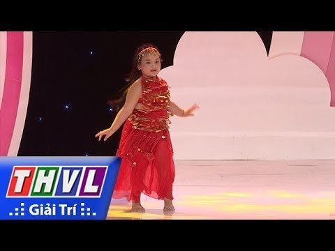 THVL | Thiên thần đi học – Tập 15[3]: Bé Thúy Vy trổ tài múa Ấn Độ