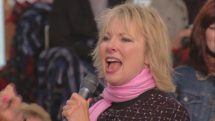 Bill & Gloria Gaither - I See A Crimson Stream