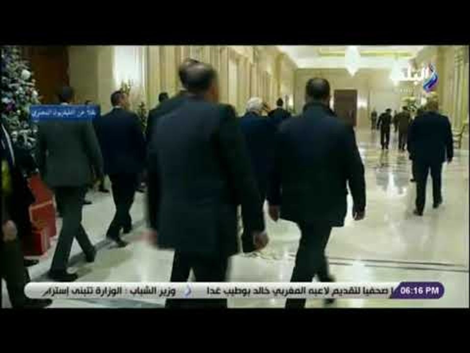 صدى البلد - الألعاب النارية تضىء سماء العاصمة الإدارية احتفالا بافتتاح الكنيسة والمسجد