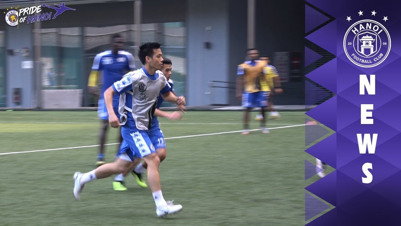 CLB Hà Nội làm quen với mặt sân cỏ nhân tạo trước trận đại chiến với Tampines Rovers | HANOI FC