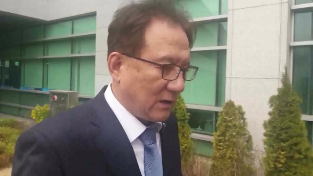 검찰, 환경공단 이사장 소환...'채용 특혜' 조사 / YTN