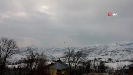 Tunceli’de bir helikopter zorunlu iniş yaptı