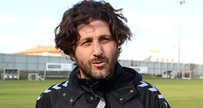 İstanbulspor Fatih Tekke ile Yollarını Ayırdı